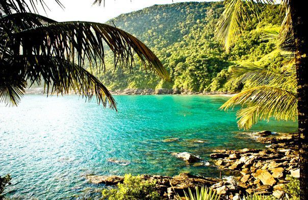 Praia de Calhetas em sao sebastiao